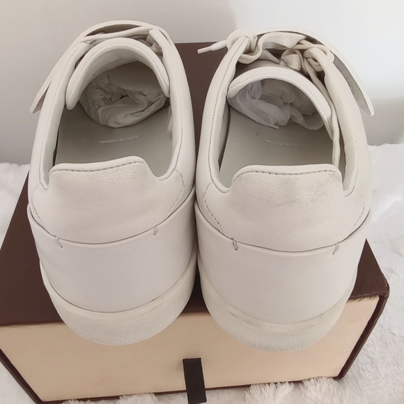 Louis Vuitton Shoes - Picture 8 of 8